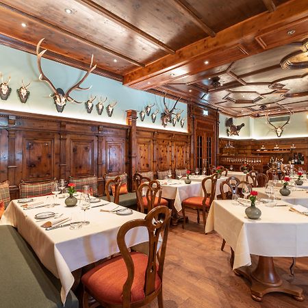 Hotel Sacher Salzburg Eksteriør billede Restaurant in the Hotel Axelmannstein