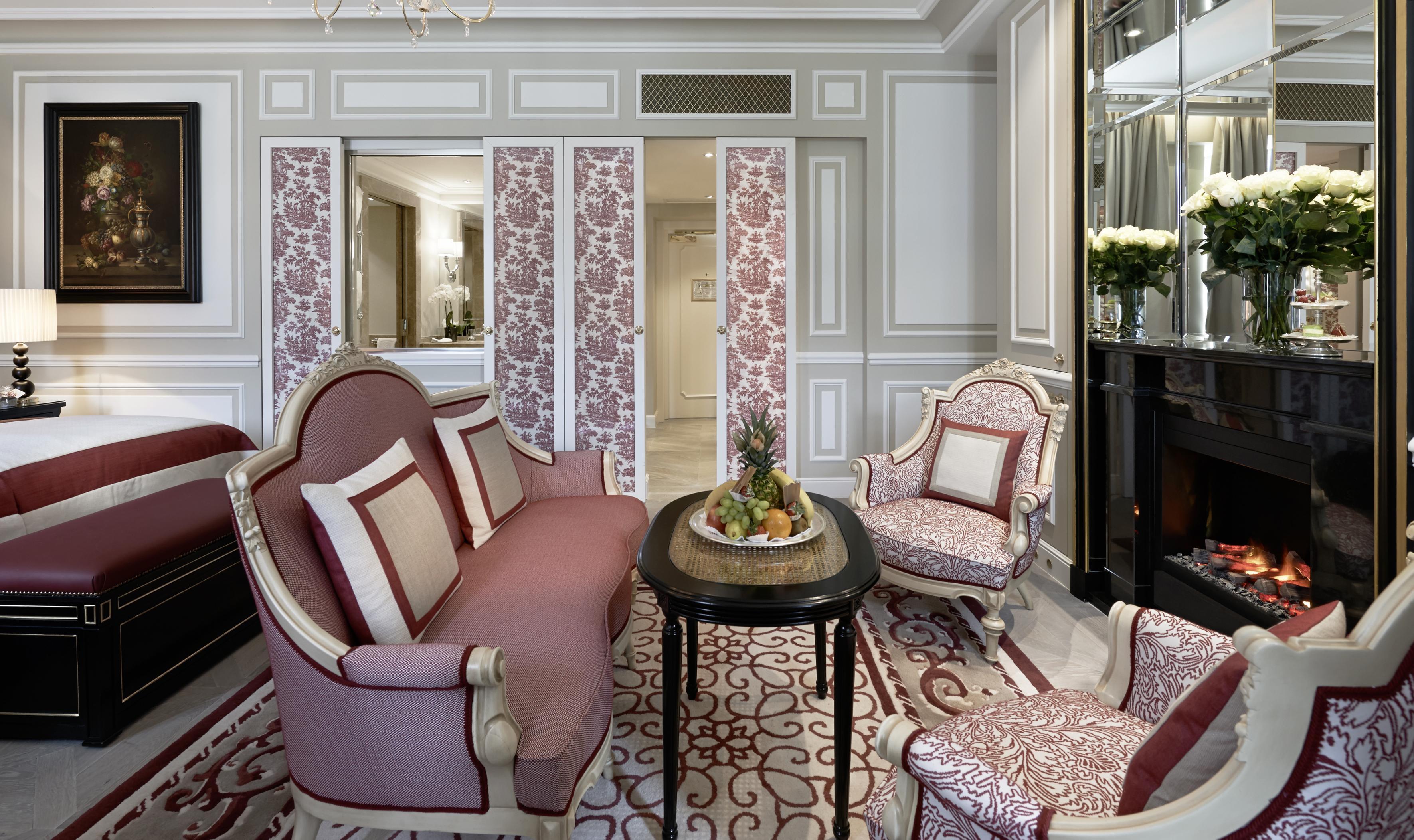 Hotel Sacher Salzburg Eksteriør billede A suite at the hotel