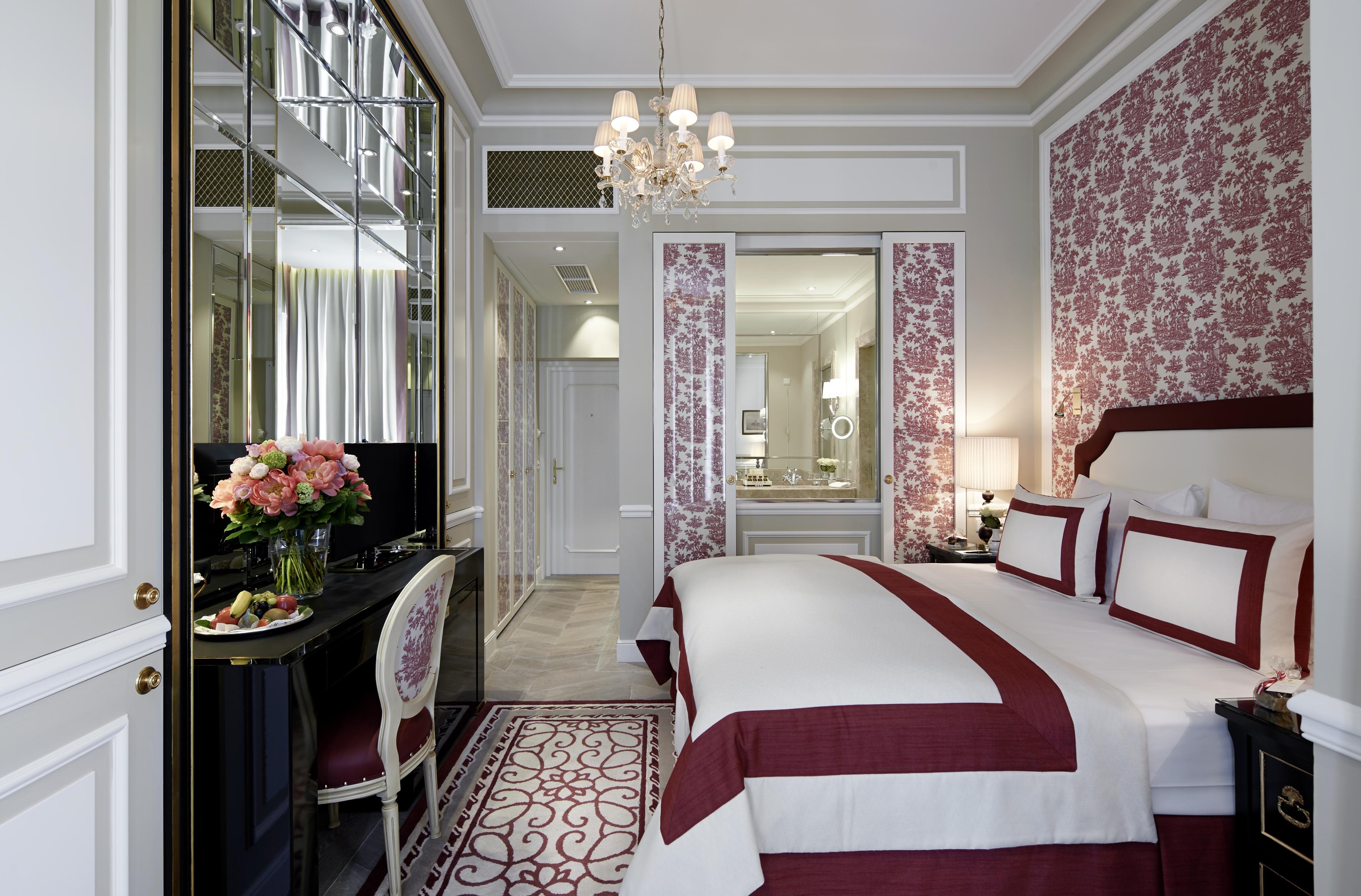 Hotel Sacher Salzburg Eksteriør billede A suite at the Mandarin Oriental, Paris